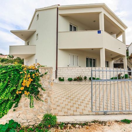 Apartments Rogulj Rogoznica  Extérieur photo