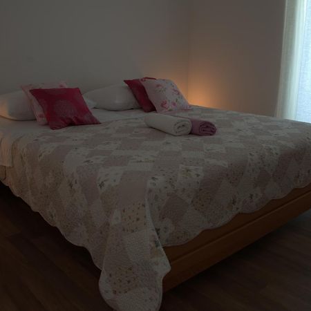 Apartments Rogulj Rogoznica  Extérieur photo