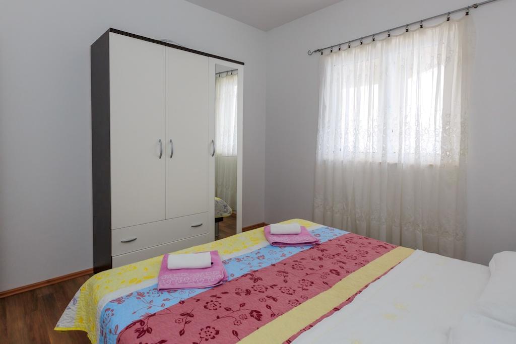 Apartments Rogulj Rogoznica  Chambre photo